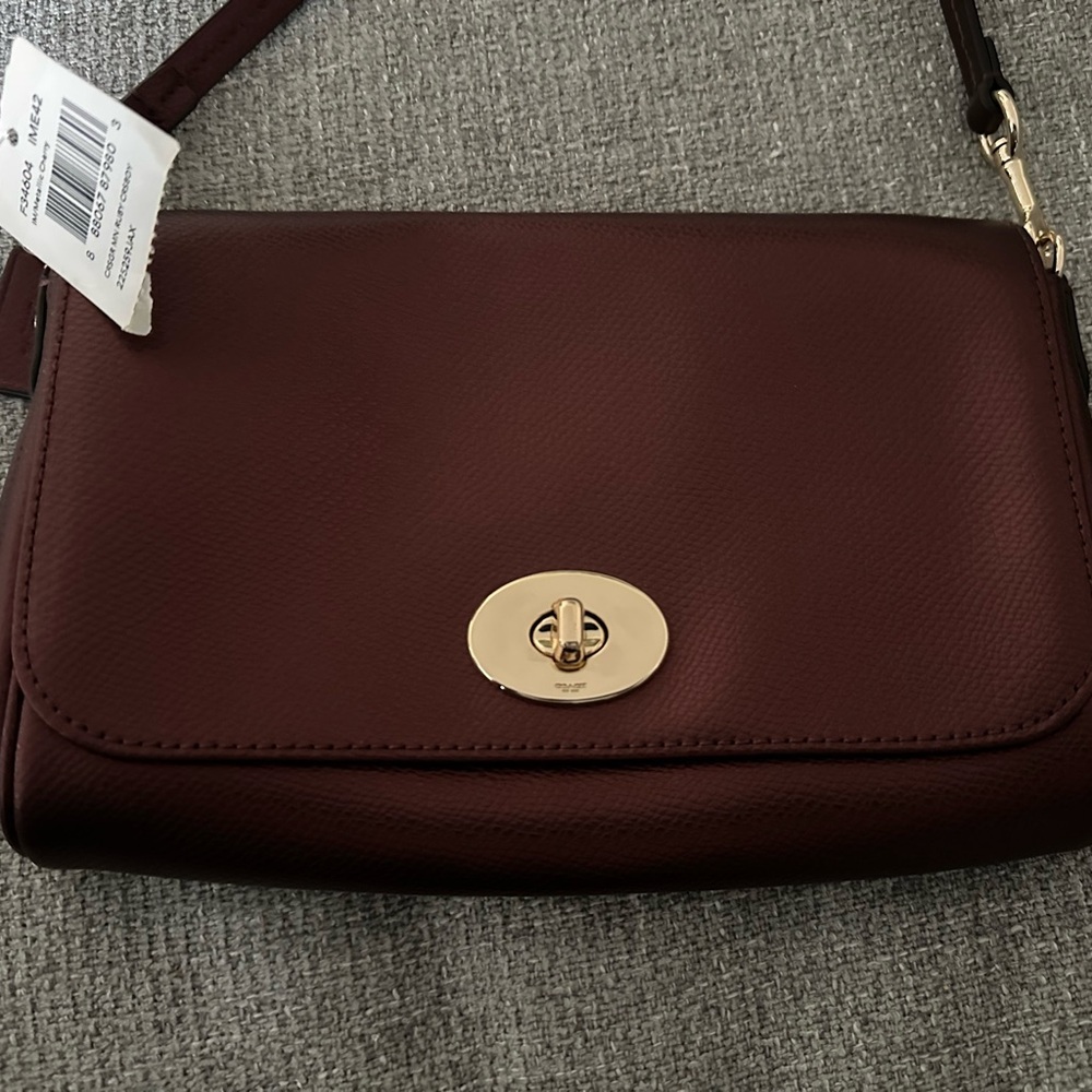 NEW! Coach Versatile Bag (Metallic Cherry) - Picture 9 of 13